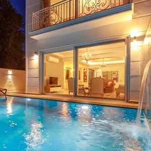 Villa Atlas